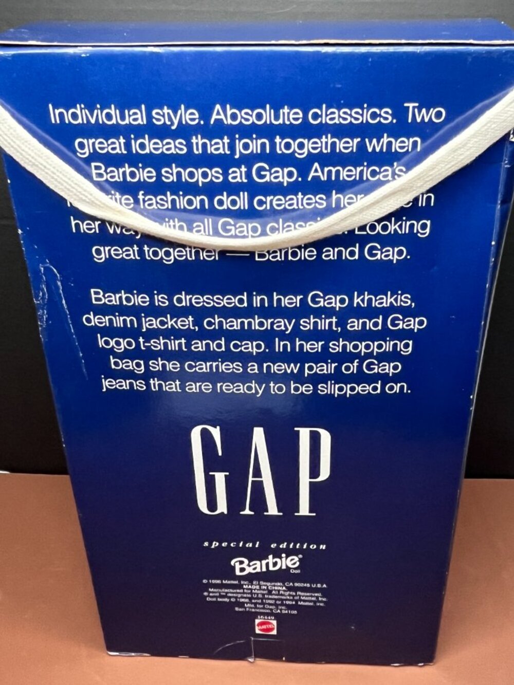 BARBIE GAP Special Edition 1996 Mattel Sealed Box with Minor Wear - Picture 6 of 9